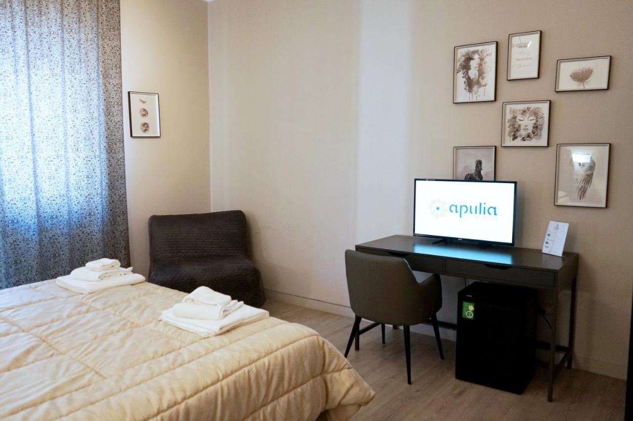 Re Di Smirne By Apulia Accommodation Bari Exteriör bild