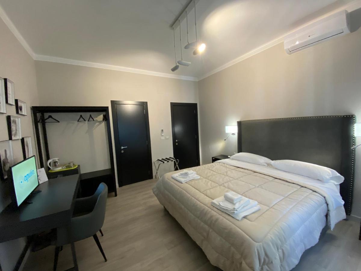 Re Di Smirne By Apulia Accommodation Bari Exteriör bild