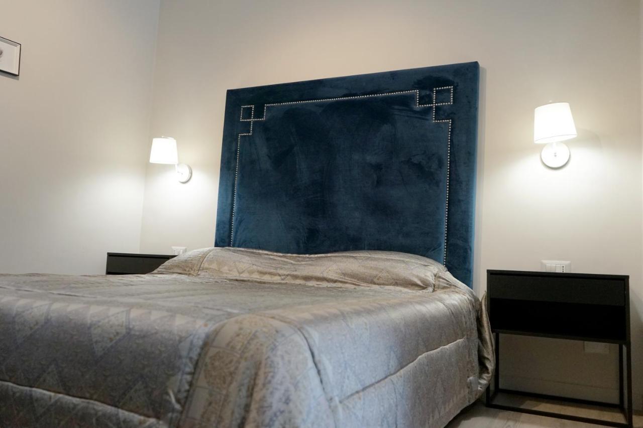 Re Di Smirne By Apulia Accommodation Bari Exteriör bild