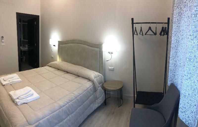 Re Di Smirne By Apulia Accommodation Bari Exteriör bild